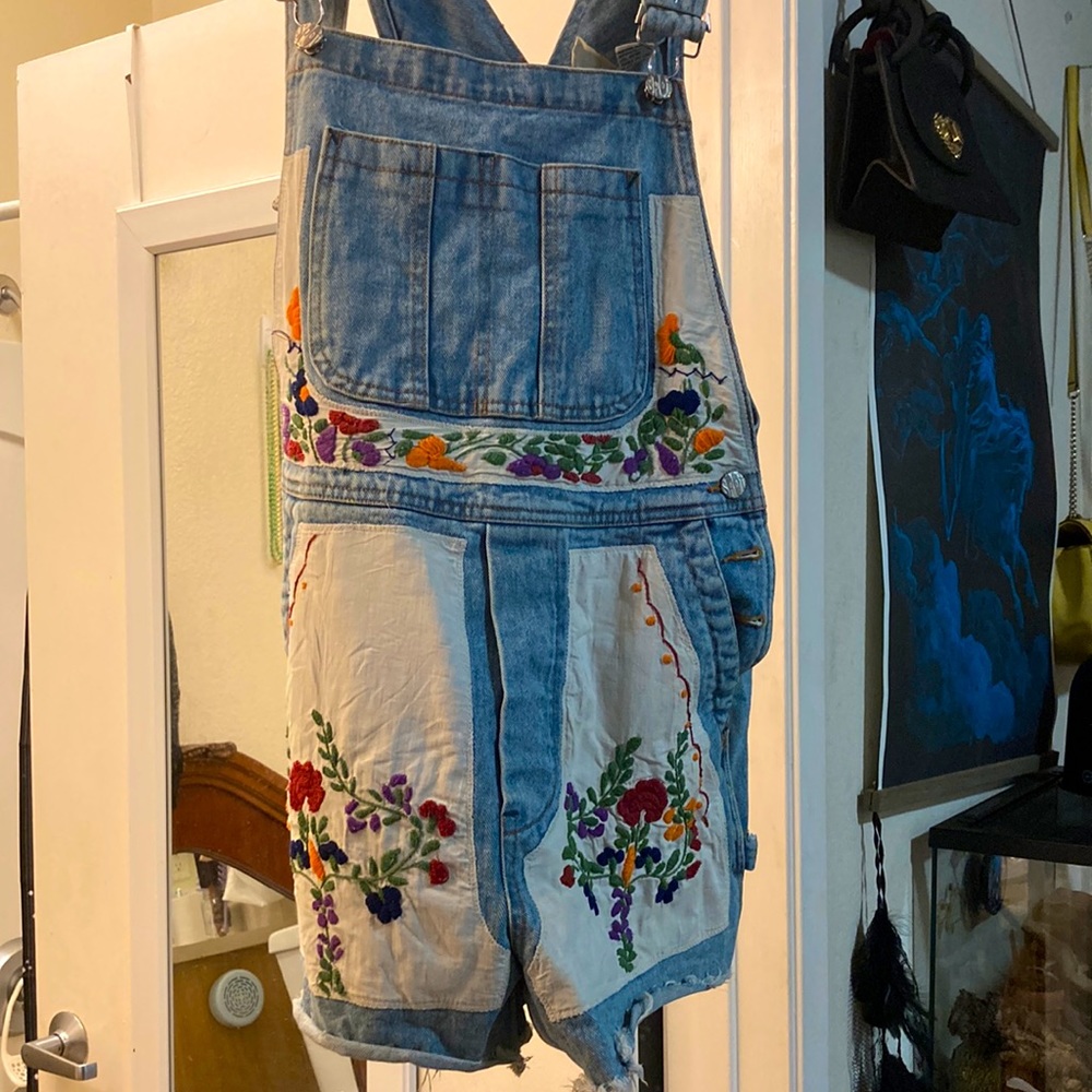 Vintage handmade overalls, fit size S/M- racer back straps, light blue denim.